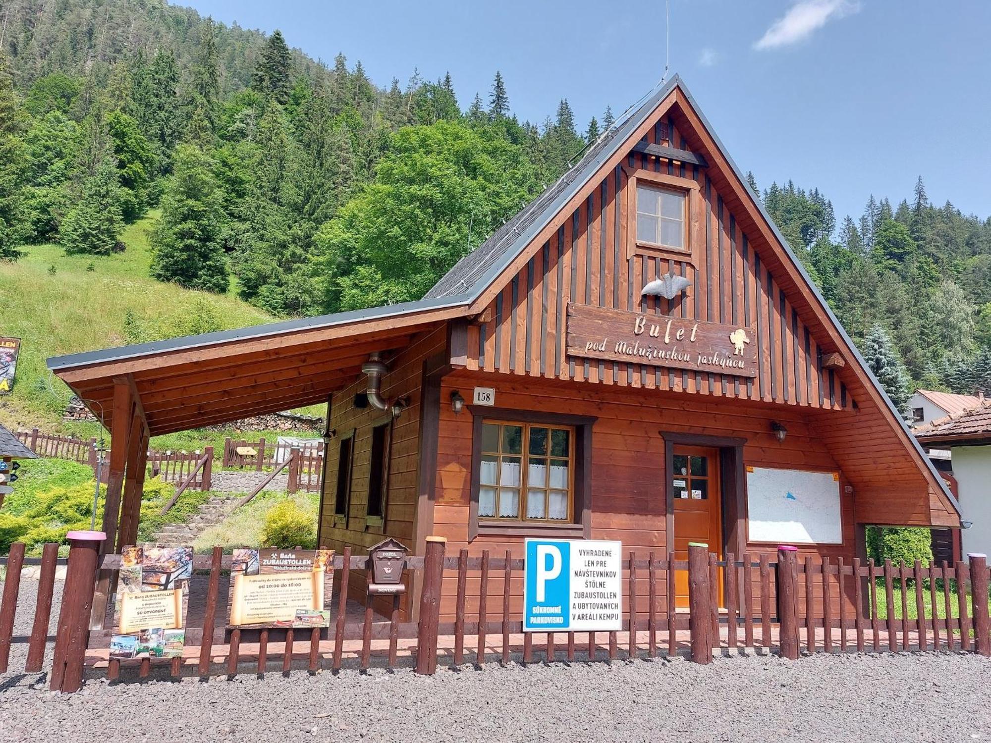 Chatka Pod Jaskynou Maluzina Buitenkant foto